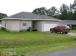 4975 Lakeplace Rd, Cedar Bluff, AL 35959