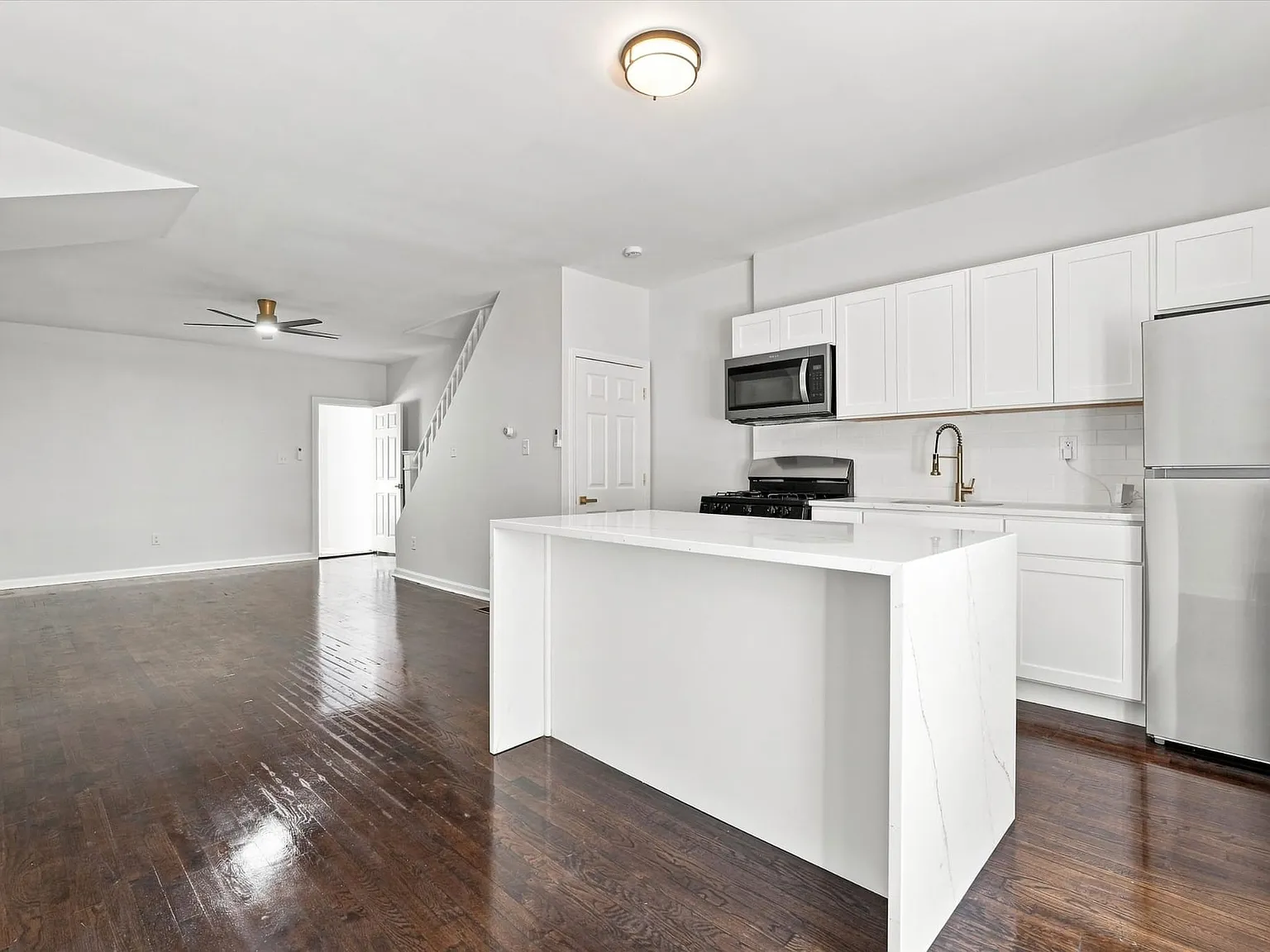 Gorgeous 3-Bedroom Home in West Philly! — Photo 4