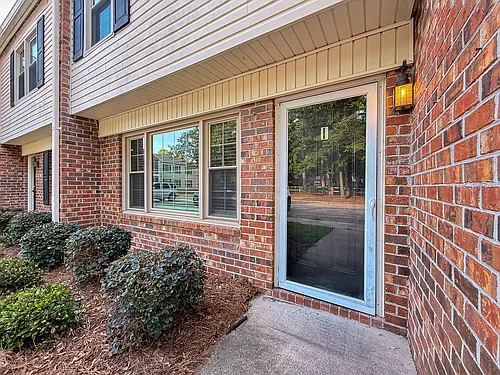 731 Coventry Ln Photo 1