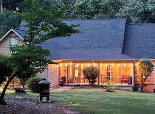 124 Foxdale Dr, Lagrange, GA 30240