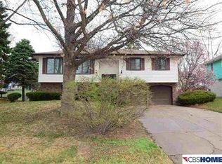 2564 Holly St, Bellevue, NE 68147