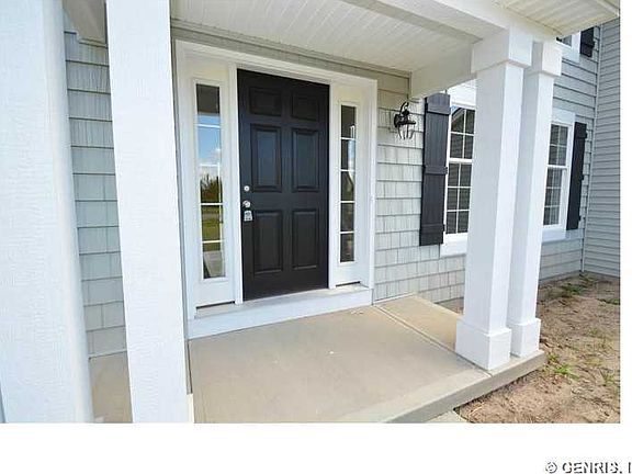 3rd image of 45 Marjorie Ln