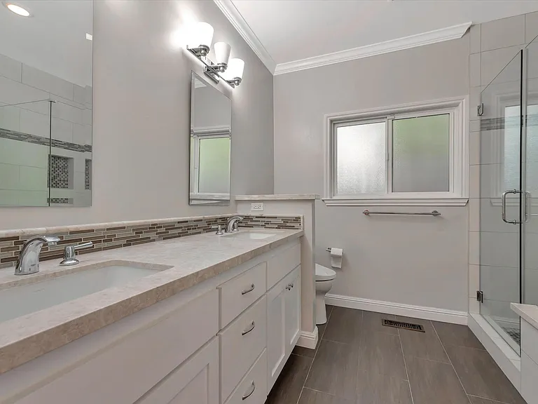811 College Ave — Photo 44