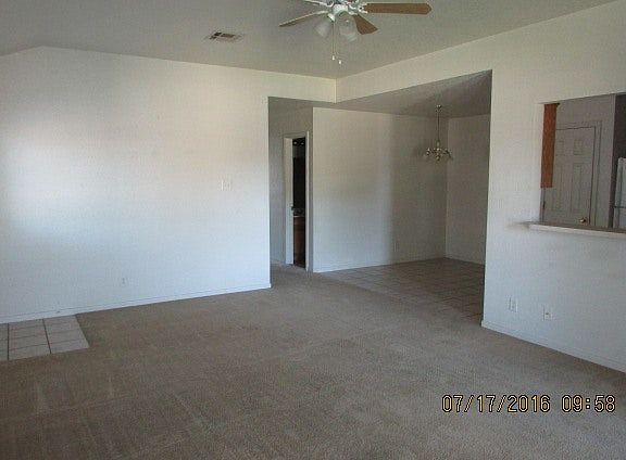 2nd image of 2609 Lucille Dr #B