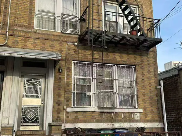 1569 70th Street image 1 of 29