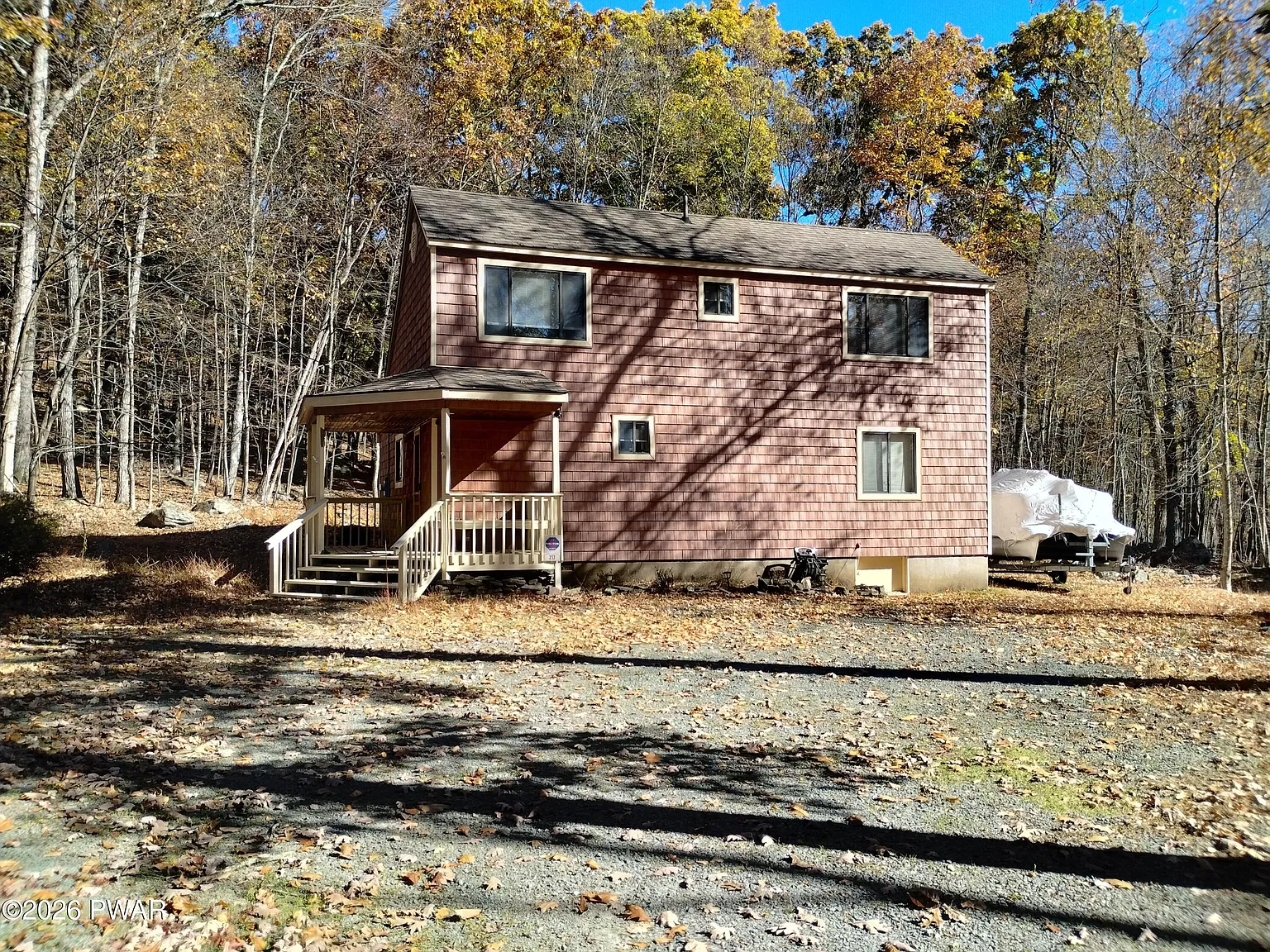 3 bed, 2.0 bath, 1428 sqft, $4,000 — Photo 1