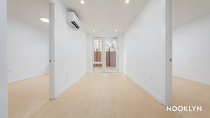 Rented by Nooklyn NYC LLC | media 11