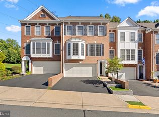 3162 Grovehurst Pl, Alexandria, VA 22310