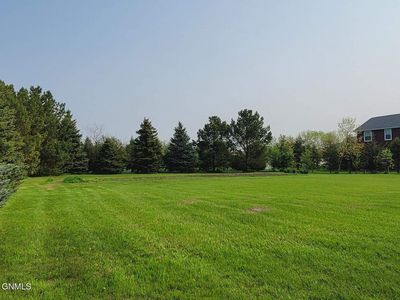 1110-1114 Elbowoods Dr, Hazen, ND, 58545