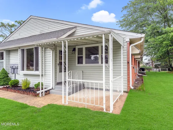 24 Ironside Drive #B, Whiting, NJ 08759
