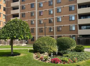 2645 Jane St #513, Toronto, ON M3L 2J3