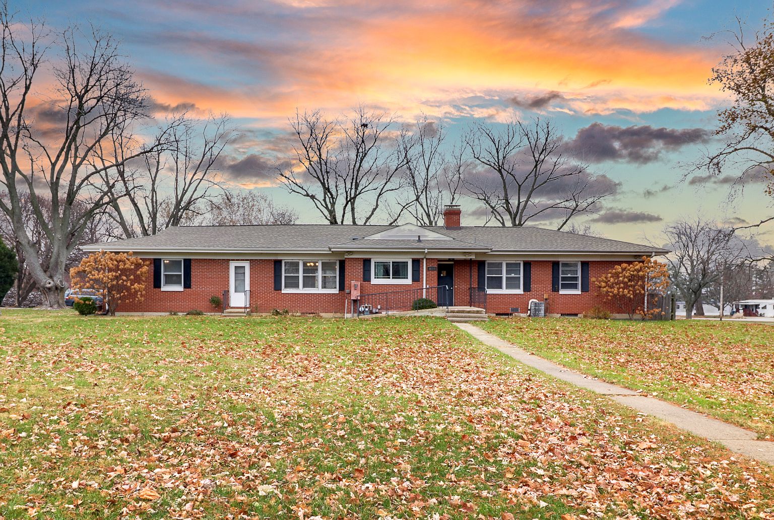 900 Beech St, Normal, IL 61761 | Zillow