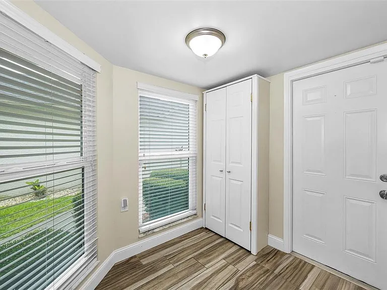 4638 Sheffield Dr — Photo 13