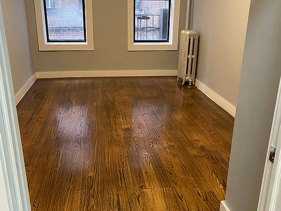 3rd image of 590 W 204th St APT A3