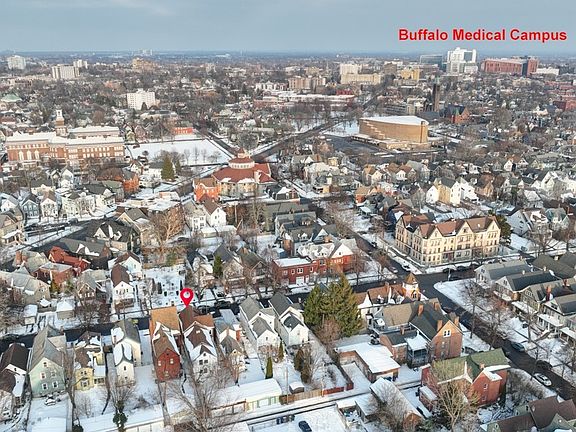 4th image of 364 West Ave