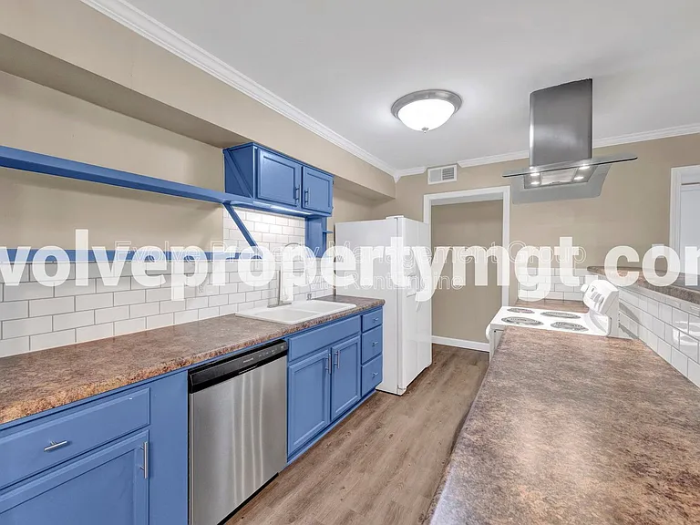 1170 Simmonsridge Dr — Photo 14