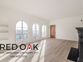 314 1/4 N Mariposa Ave