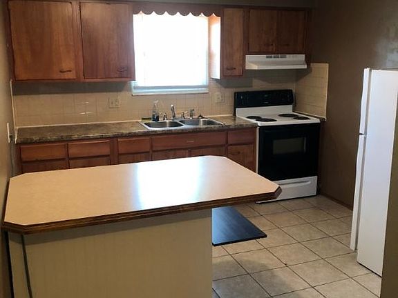 4th image of 3325 S Oxford Ave APT B