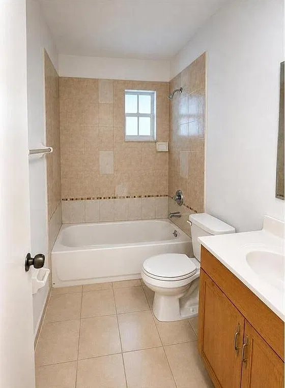 7987 NW 35th Ct — Photo 2
