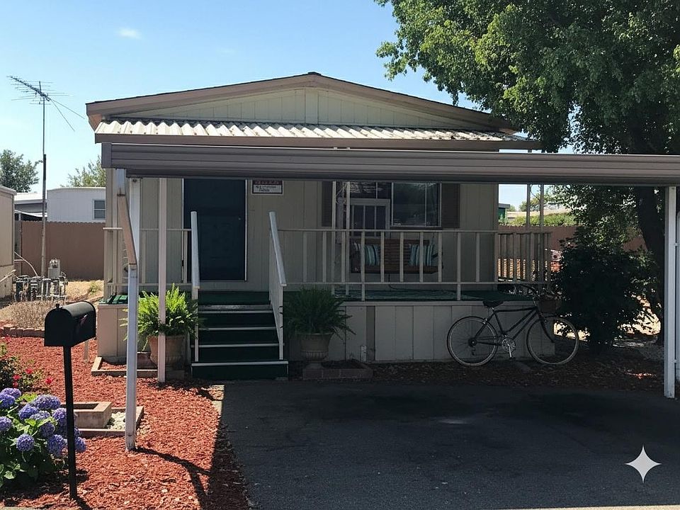 1st image of 1724 Minnewawa Ave Space 109