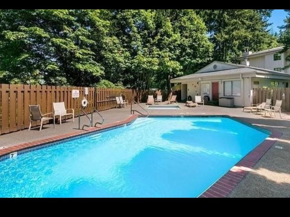 1st image of 12744 NE 116th Ln #K11