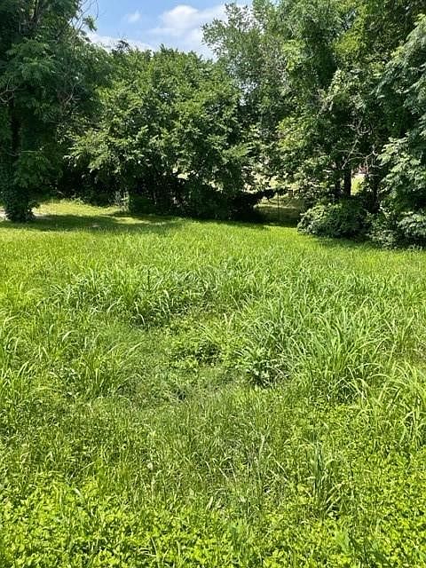 2nd image of 1029 Betterton Cir