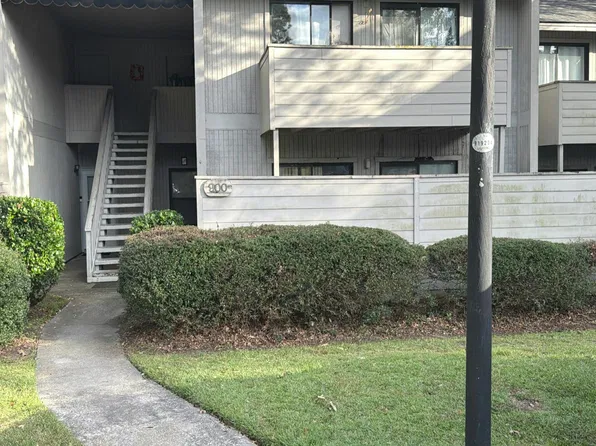 903 Greenmeadow Dr, Goose Creek, SC 29445