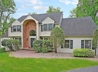 7 Copper Penny Rd, Flemington, NJ 08822