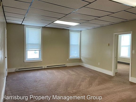 3rd image of 8 S York St #10512571