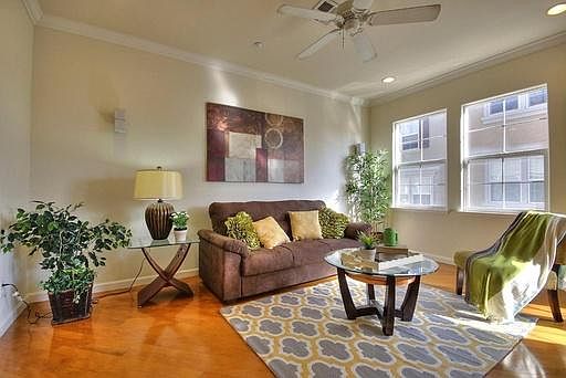 4th image of 3435 Vittoria Pl Unit 3