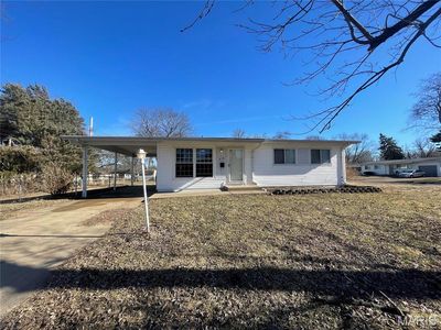 36 Loveland Dr, Florissant, MO, 63031