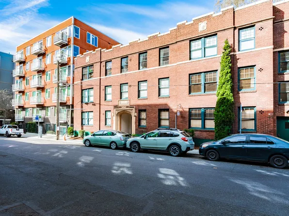 Consulate, 1619 Belmont Ave APT 208, Seattle, WA 98122