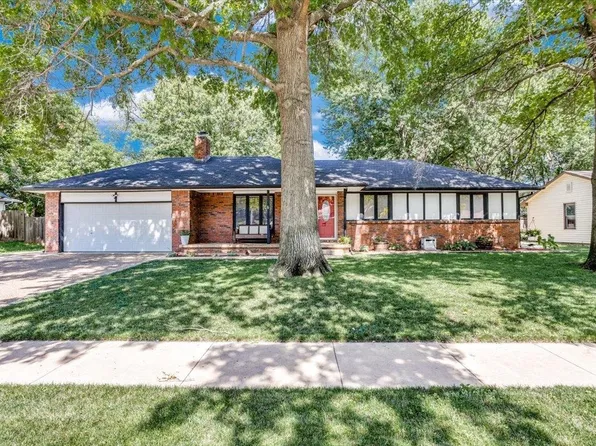 1672 N Maybelle St, Wichita, KS 67212