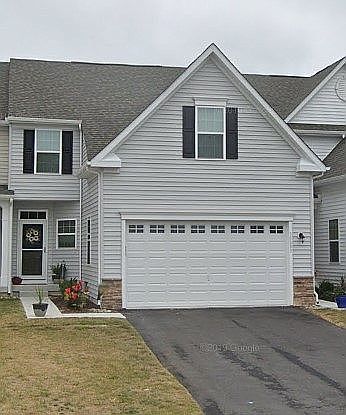 1st image of 30083 Plantation Dr