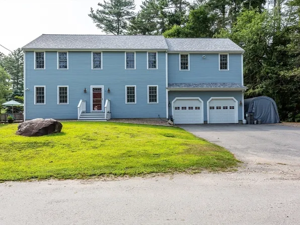 8 Evergreen Rd, Lakeville, MA 02347