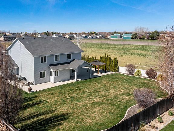 2nd image of 2610 N Snowbell Rd