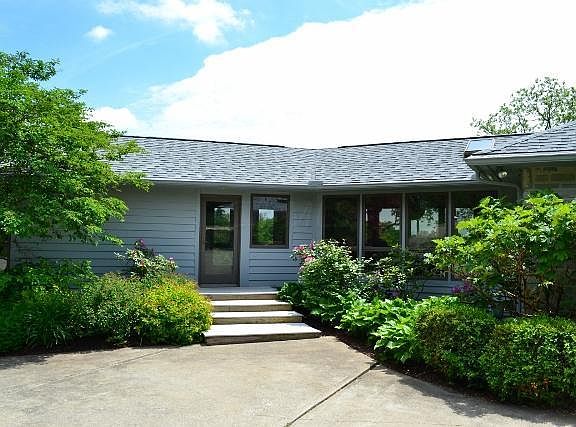 4th image of 46 Waterford Ct