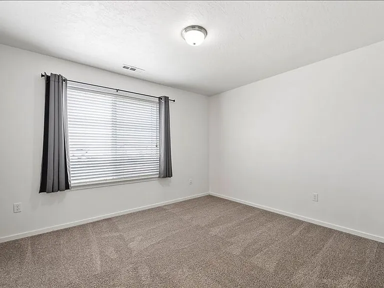 5813 Sidon Ln — Photo 13