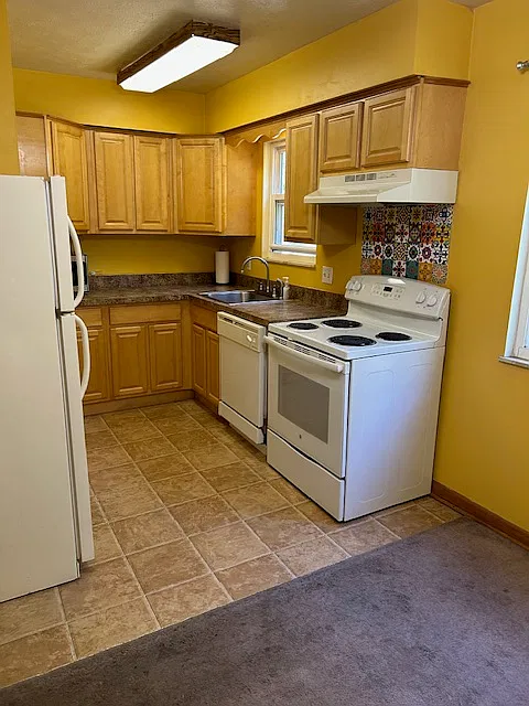 2 bed, 1.5 bath, 1425 sqft, $1,175 — Photo 4