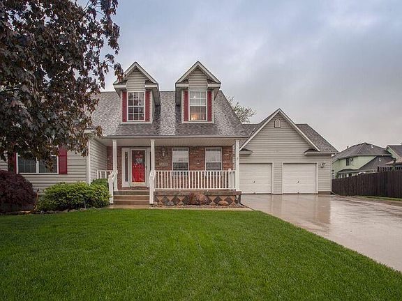 2nd image of 3410 Hanthorn Ave