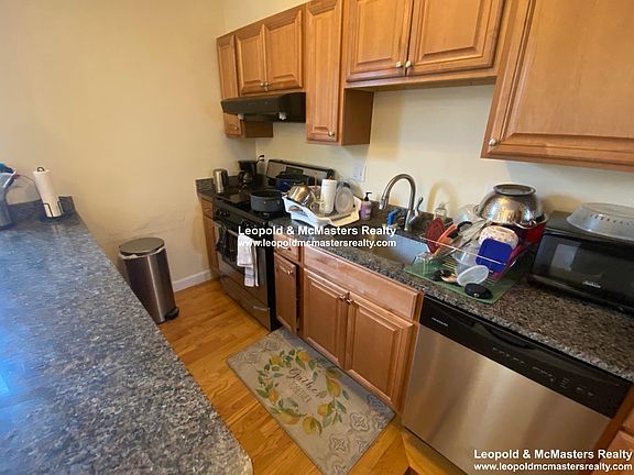 2nd image of 234 Boylston St #3