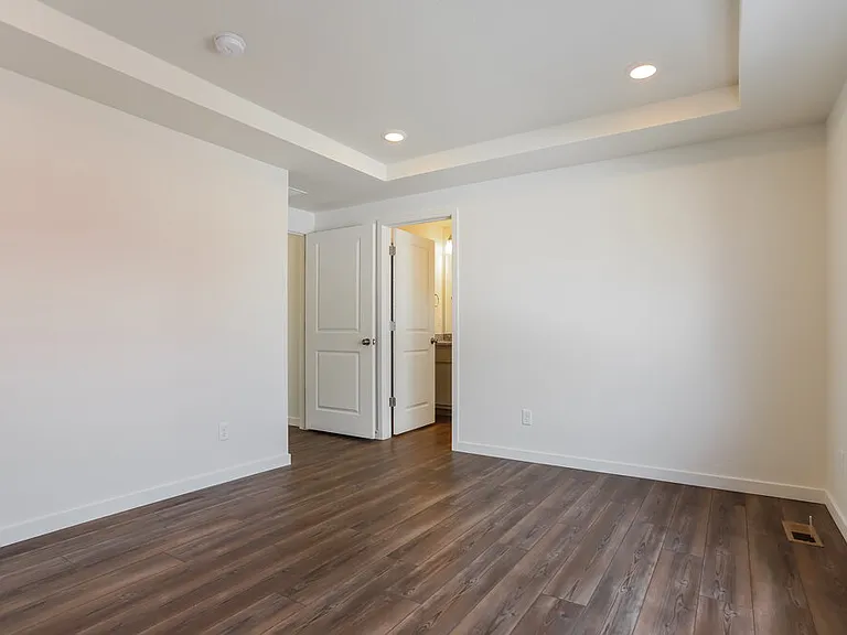 18560 E 47th Ave — Photo 10