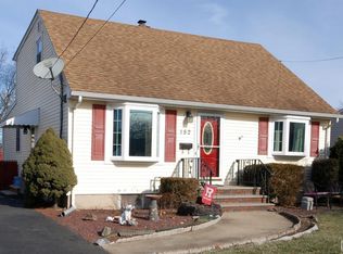 152 Garden Dr, South Plainfield, NJ 07080