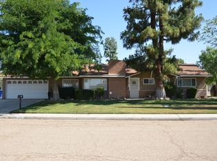 7716 Bonanza Dr, Bakersfield, CA 93307