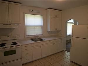 1st image of 419 N 43rd Ave W #2