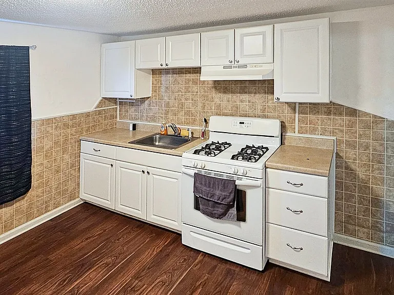 1001 Black Horse Pike — Photo 3