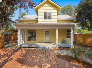 5521 SE Ogden St, Portland, OR 97206