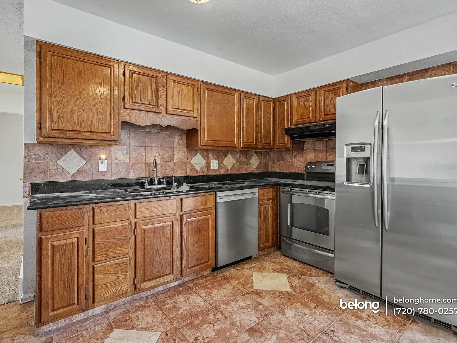 5 bed, 2.0 bath, 1650 sqft, $2,995 — Photo 4