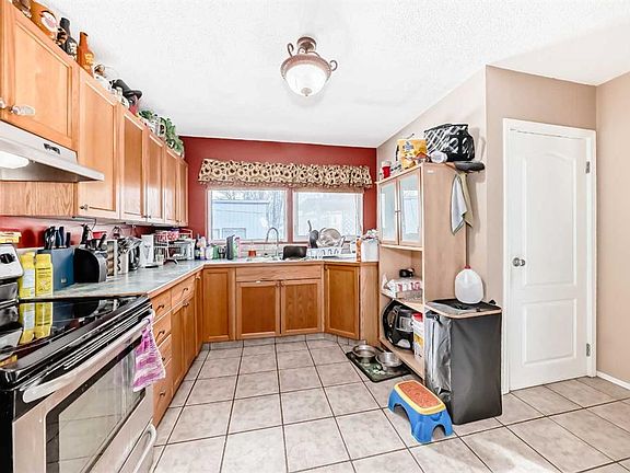 5th image of 4939 N 45th St