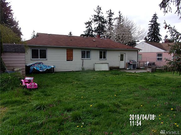 2nd image of 1201 Violet Meadow St S